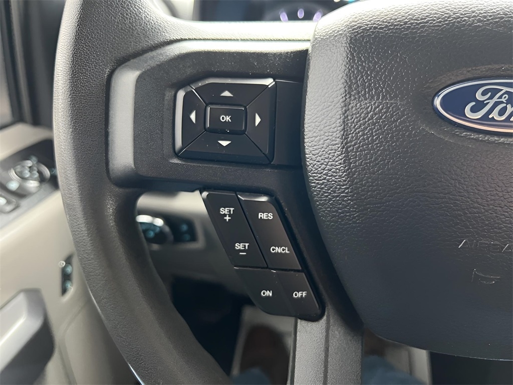 Ford F-250 SD XLT Crew Cab 4WD 2022