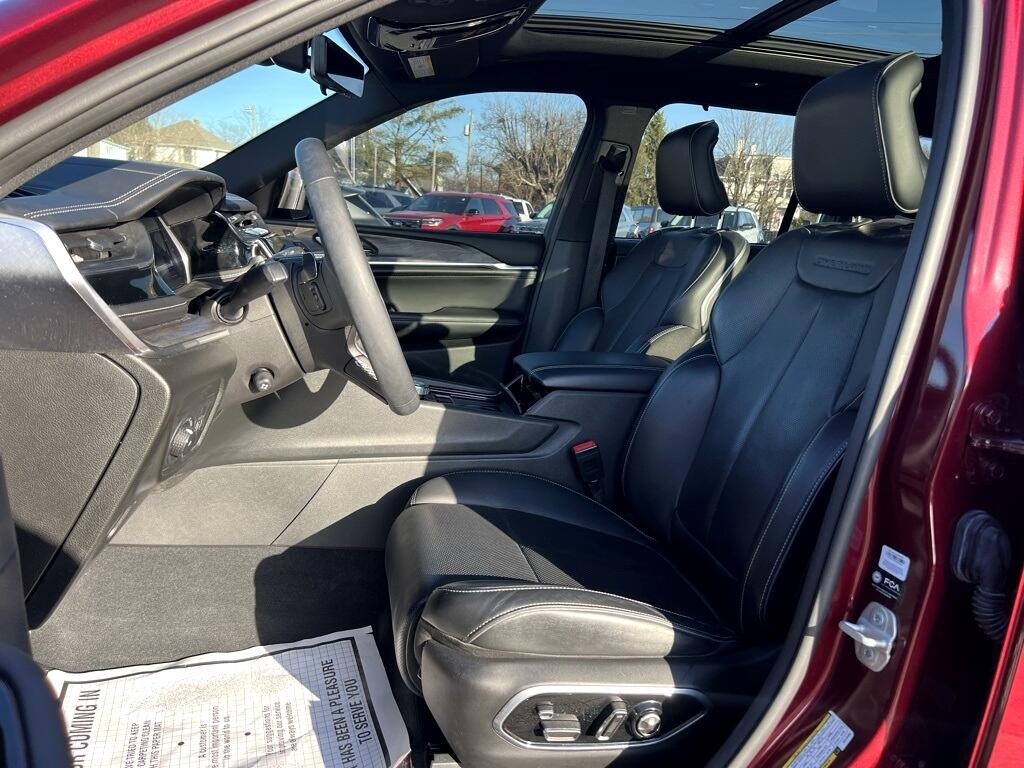 Jeep Grand Cherokee Overland 4WD 2023