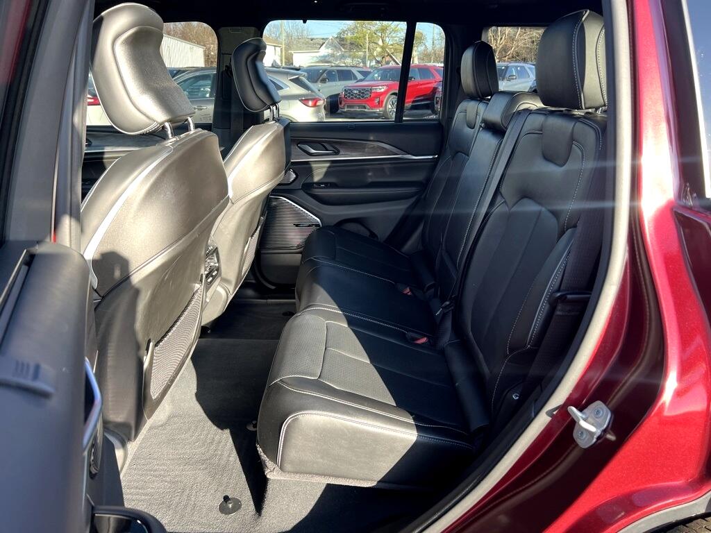 Jeep Grand Cherokee Overland 4WD 2023