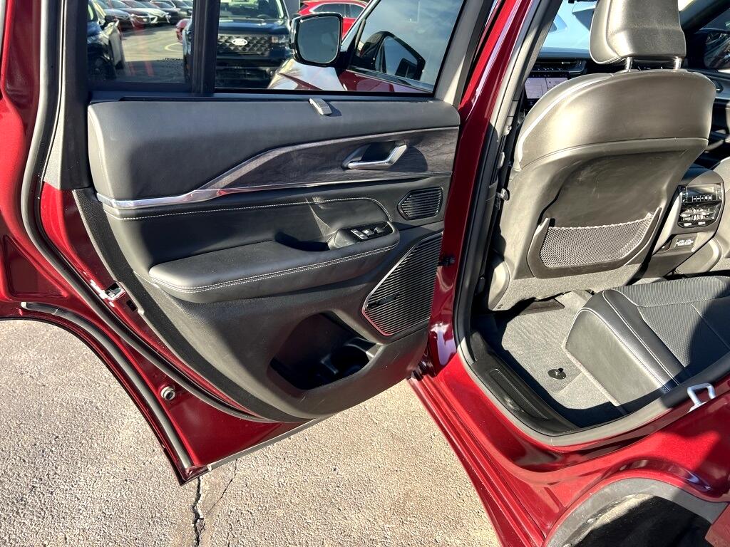 Jeep Grand Cherokee Overland 4WD 2023