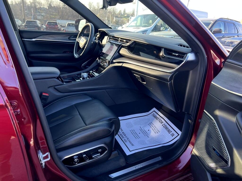 Jeep Grand Cherokee Overland 4WD 2023