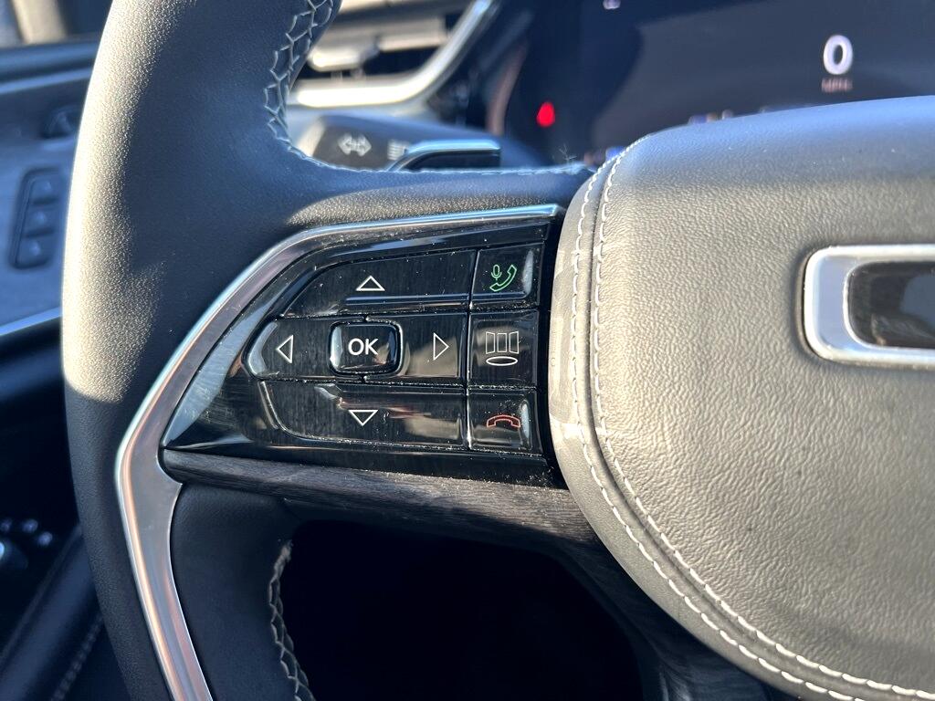 Jeep Grand Cherokee Overland 4WD 2023