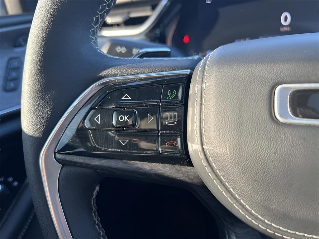 Jeep Grand Cherokee Overland 4WD 2023