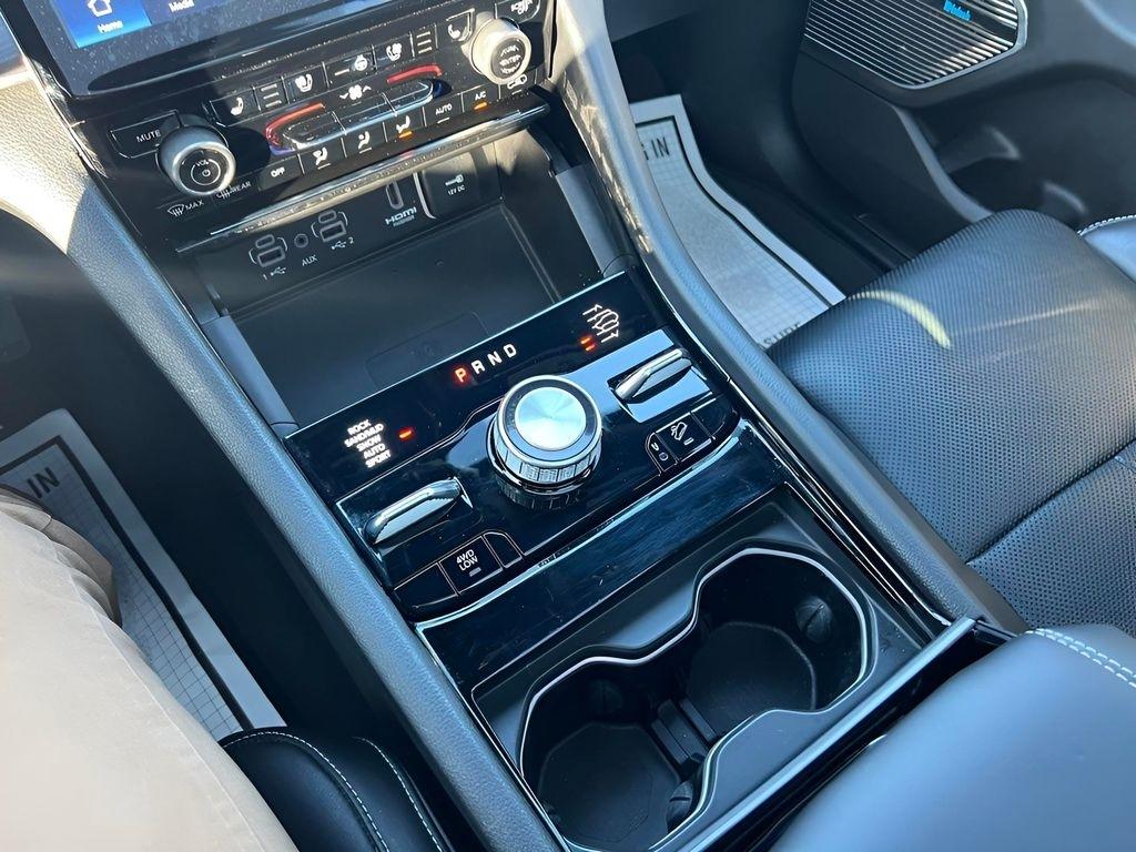 Jeep Grand Cherokee Overland 4WD 2023