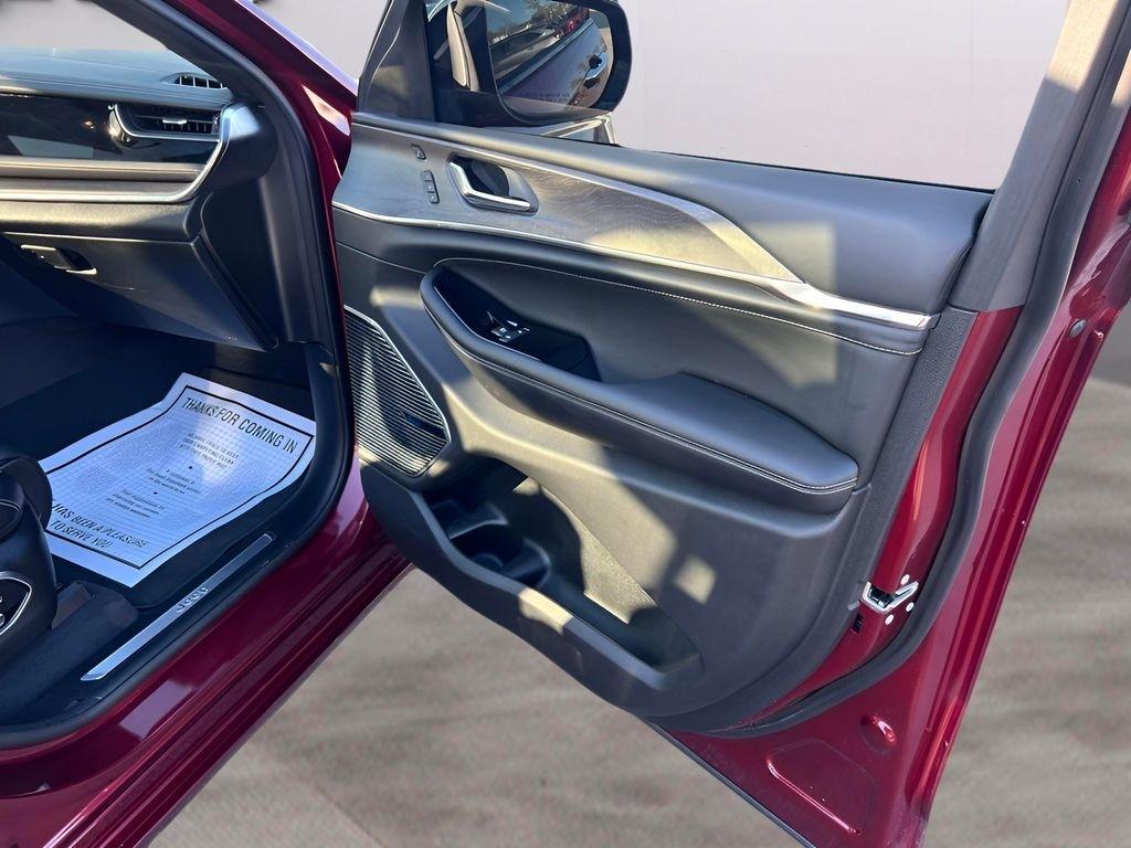 Jeep Grand Cherokee Overland 4WD 2023