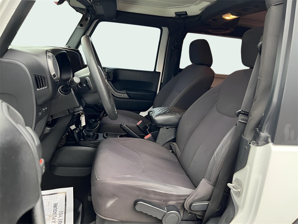 Jeep Wrangler Sport 4WD 2013