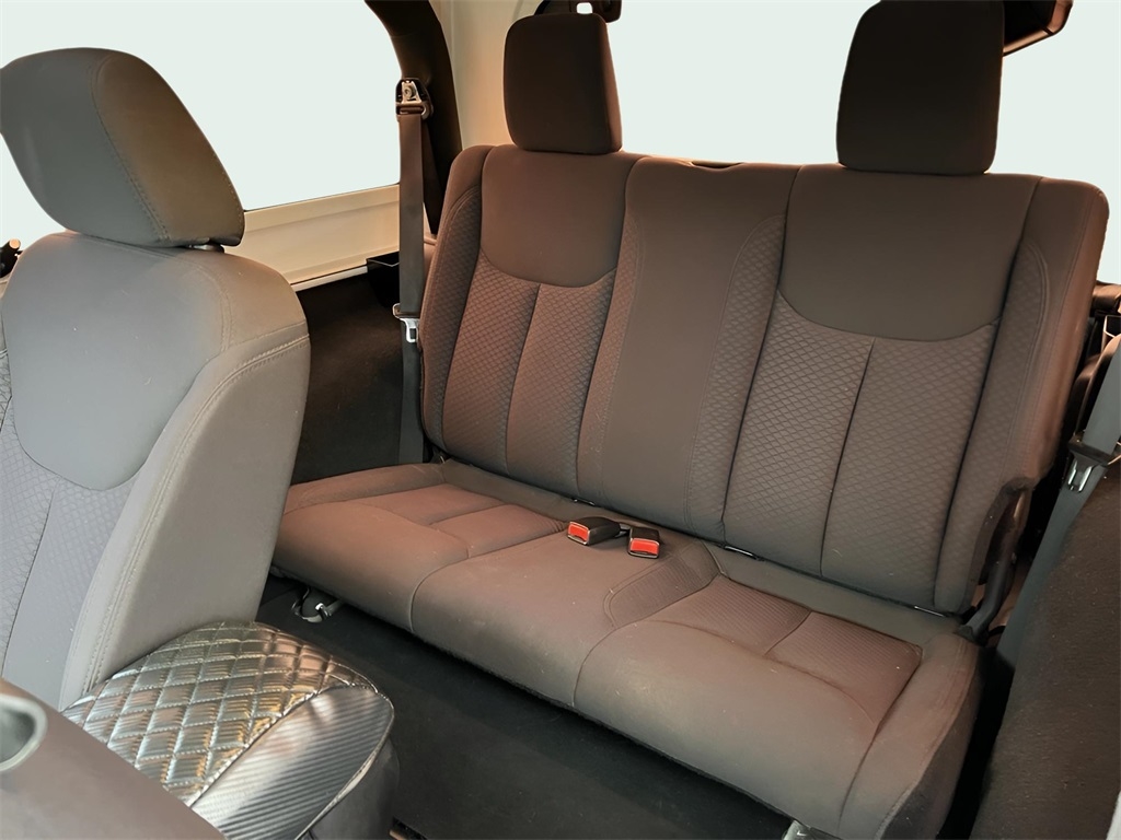 Jeep Wrangler Sport 4WD 2013