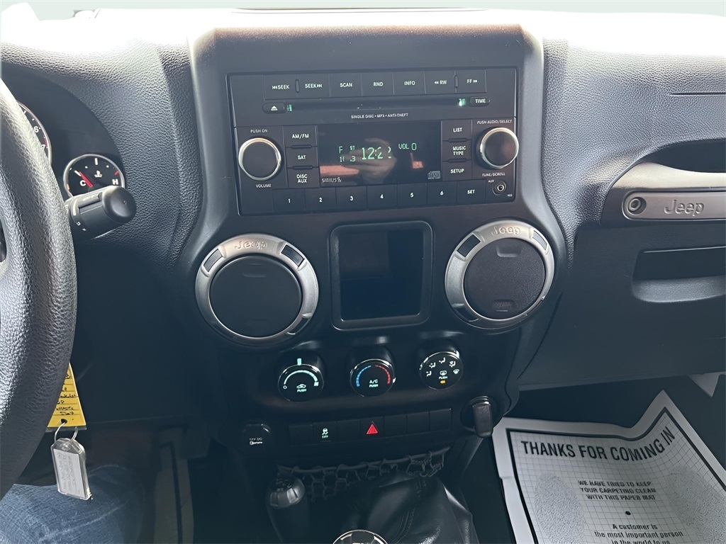 Jeep Wrangler Sport 4WD 2013