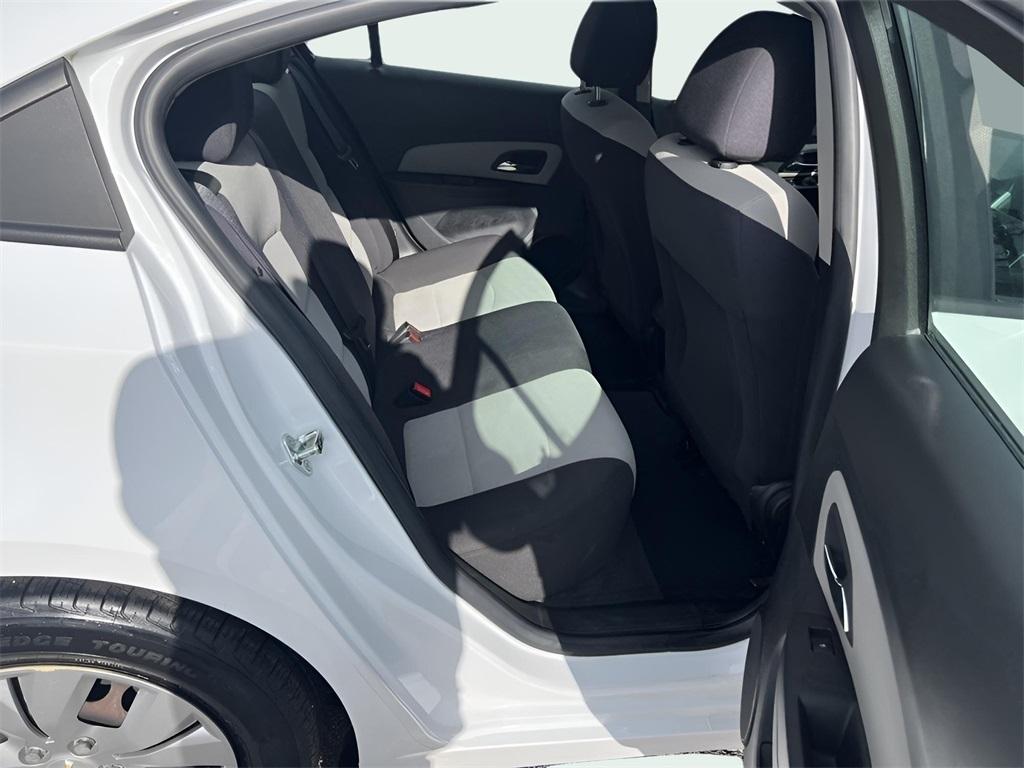 Chevrolet Cruze LS Auto 2015