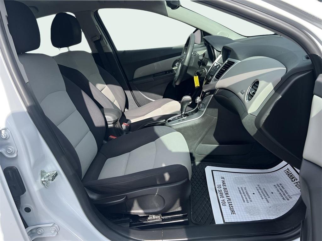 Chevrolet Cruze LS Auto 2015