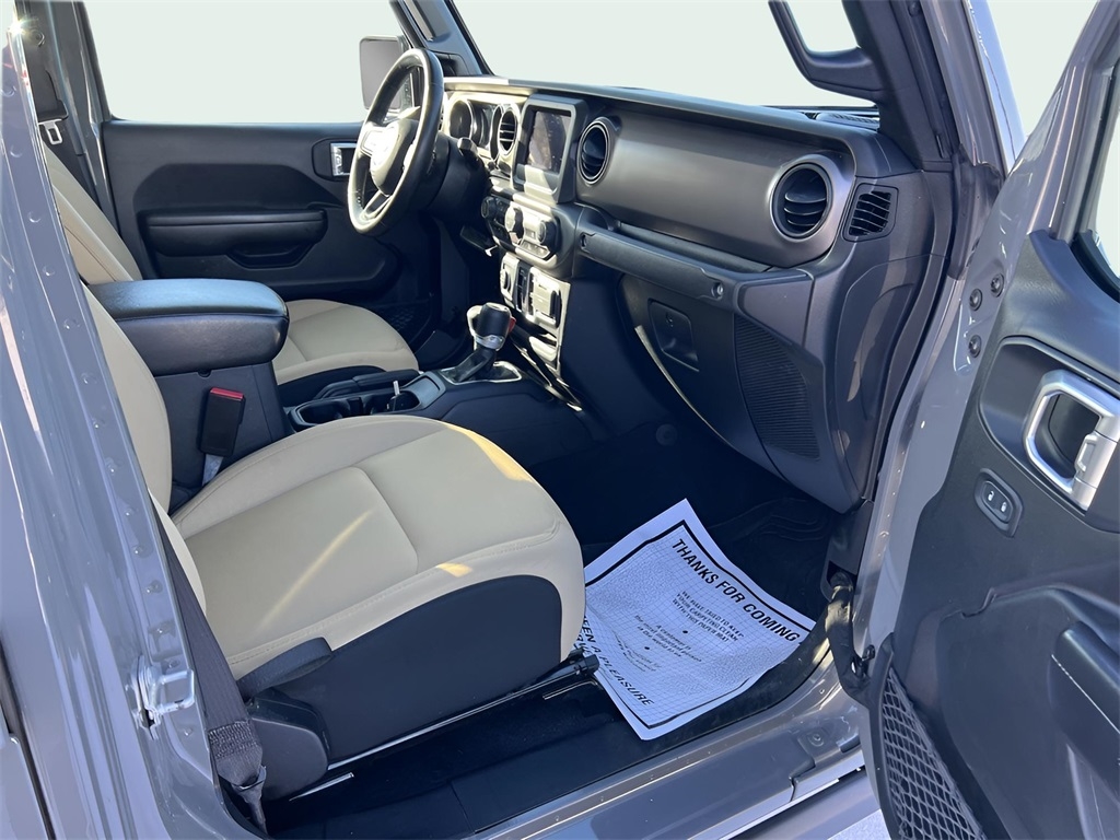 Jeep Gladiator Sport S 2021