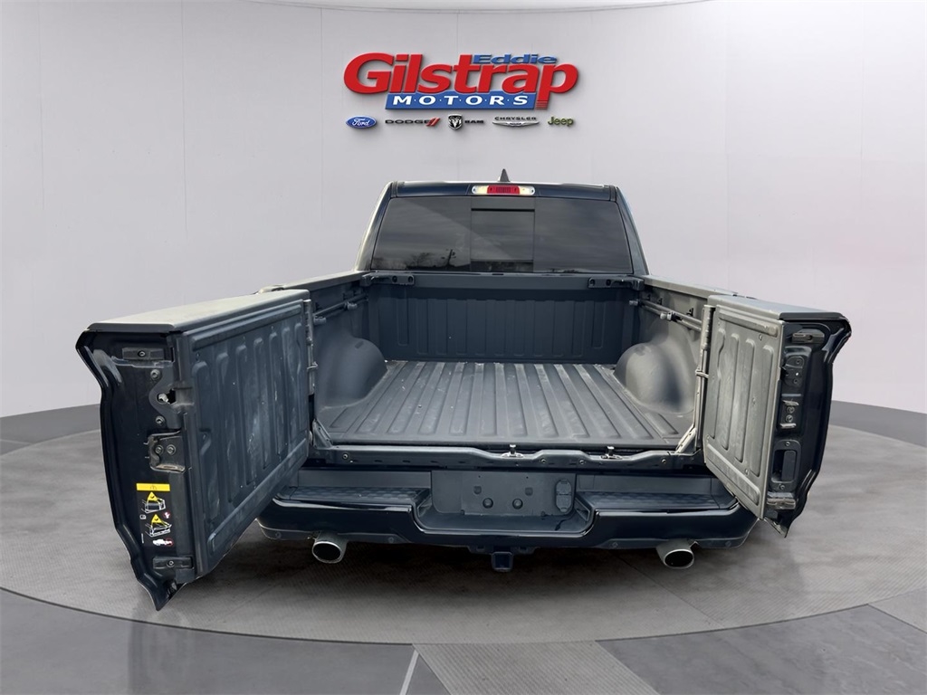 RAM 1500 Big Horn Crew Cab SWB 4WD 2020