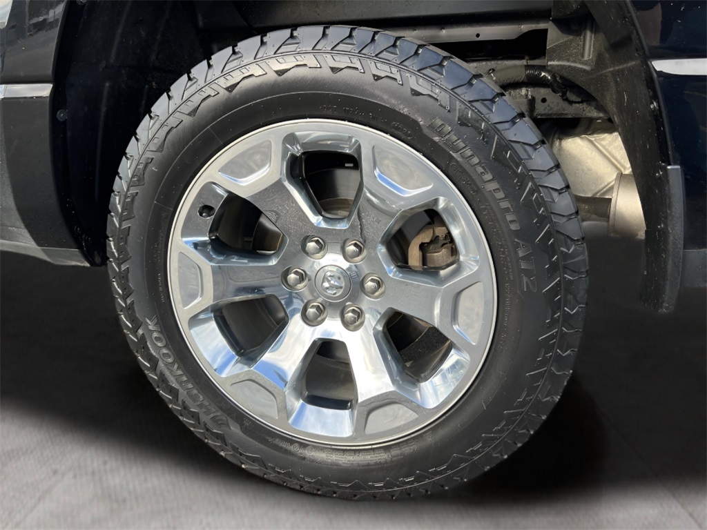 RAM 1500 Big Horn Crew Cab SWB 4WD 2020