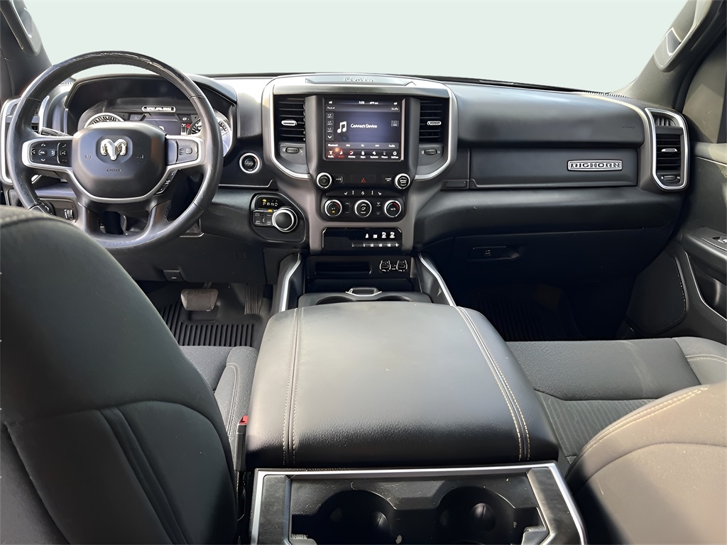 RAM 1500 Big Horn Crew Cab SWB 4WD 2020