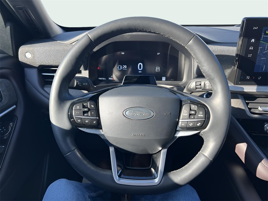 Ford Explorer Platinum AWD 2025