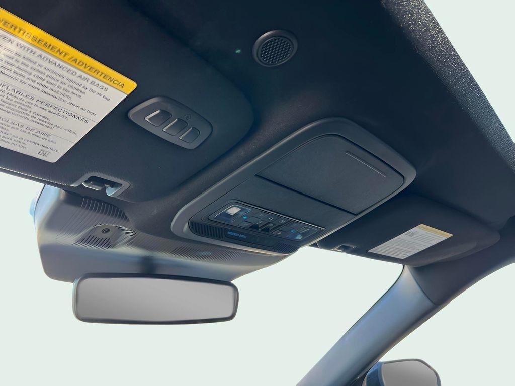 Ford Explorer Platinum AWD 2025