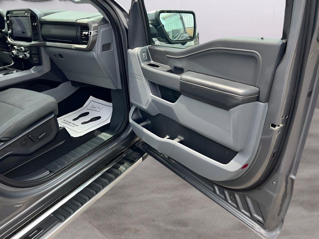 Ford F-150 XLT SuperCrew 4WD 2024