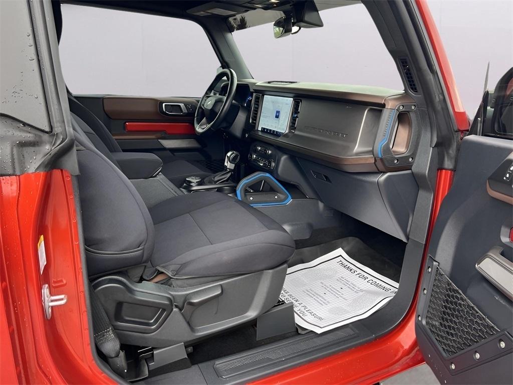 Ford Bronco Outer Banks 2-Door w/Advanced 2022
