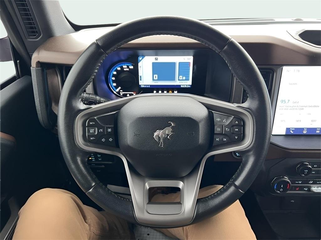 Ford Bronco Outer Banks 2-Door w/Advanced 2022