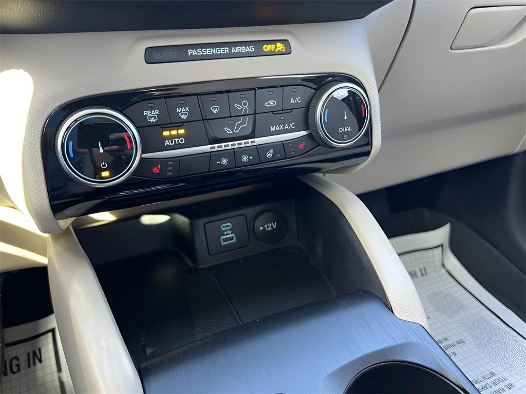 Ford Escape SE AWD 2022