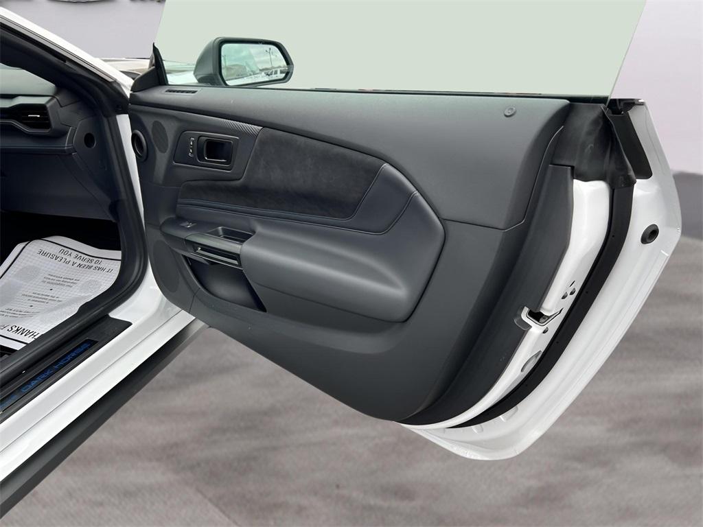 Ford Mustang Dark Horse 2024