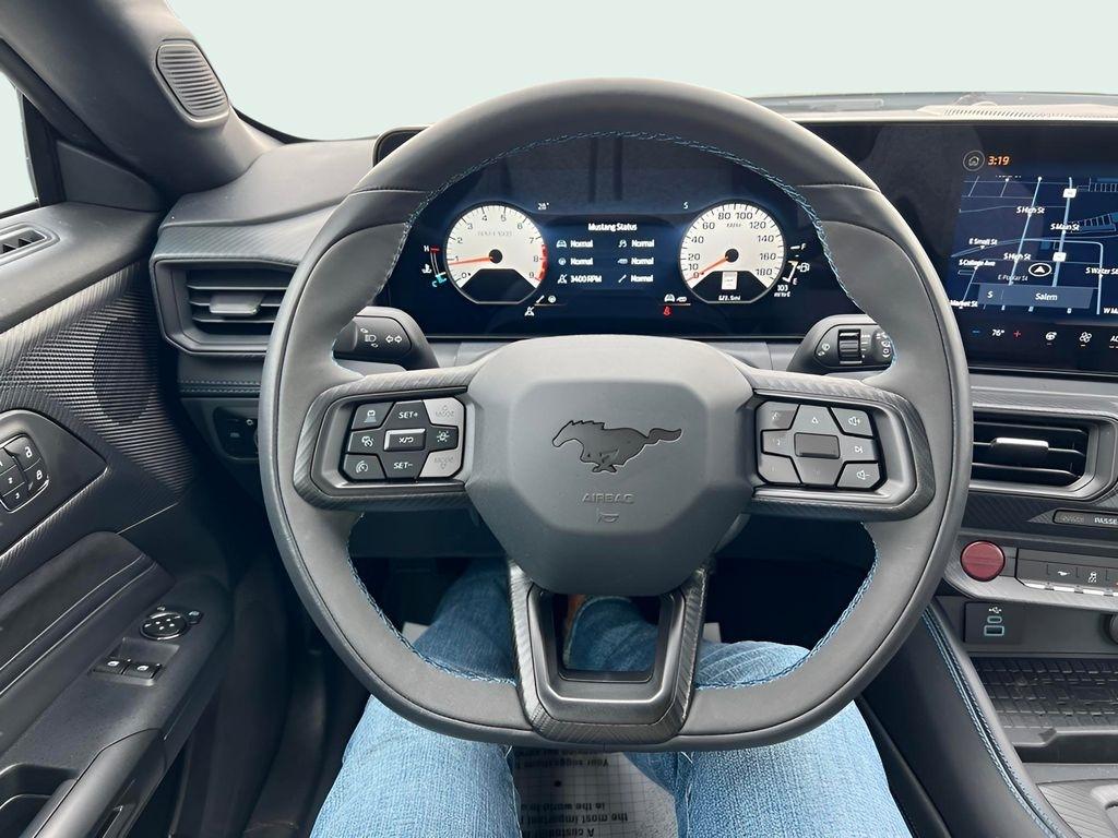 Ford Mustang Dark Horse 2024