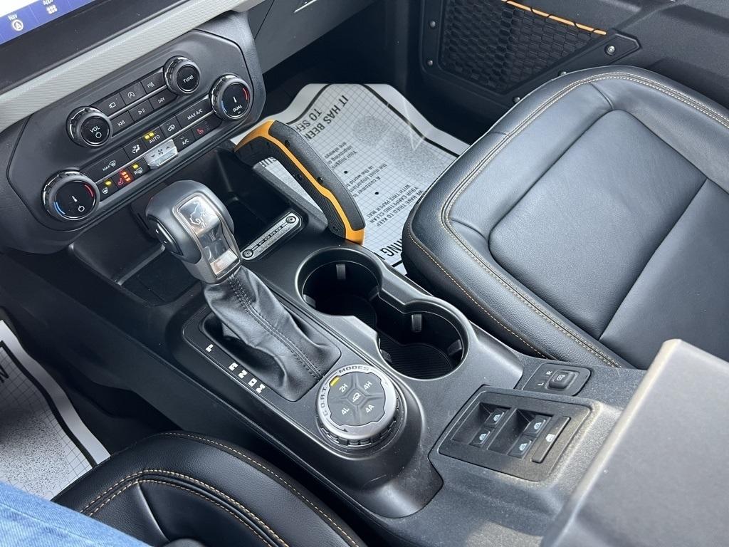 Ford Bronco Base 4-Door w/Advanced 2022