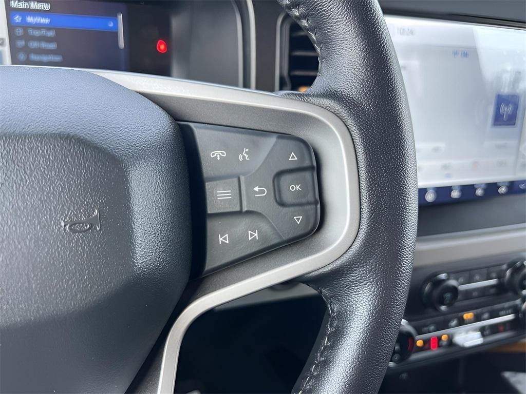 Ford Bronco Base 4-Door w/Advanced 2022