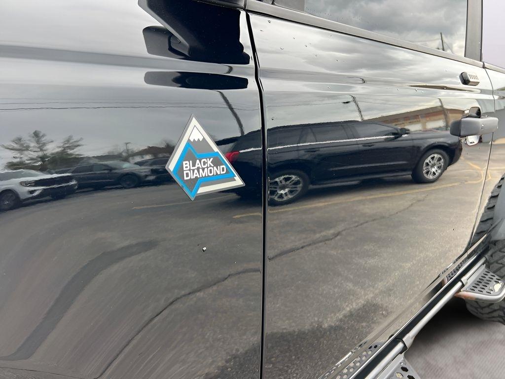 Ford Bronco Base 4-Door 2023