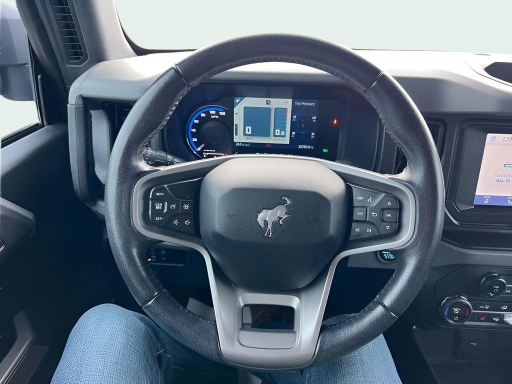 Ford Bronco Base 4-Door 2023