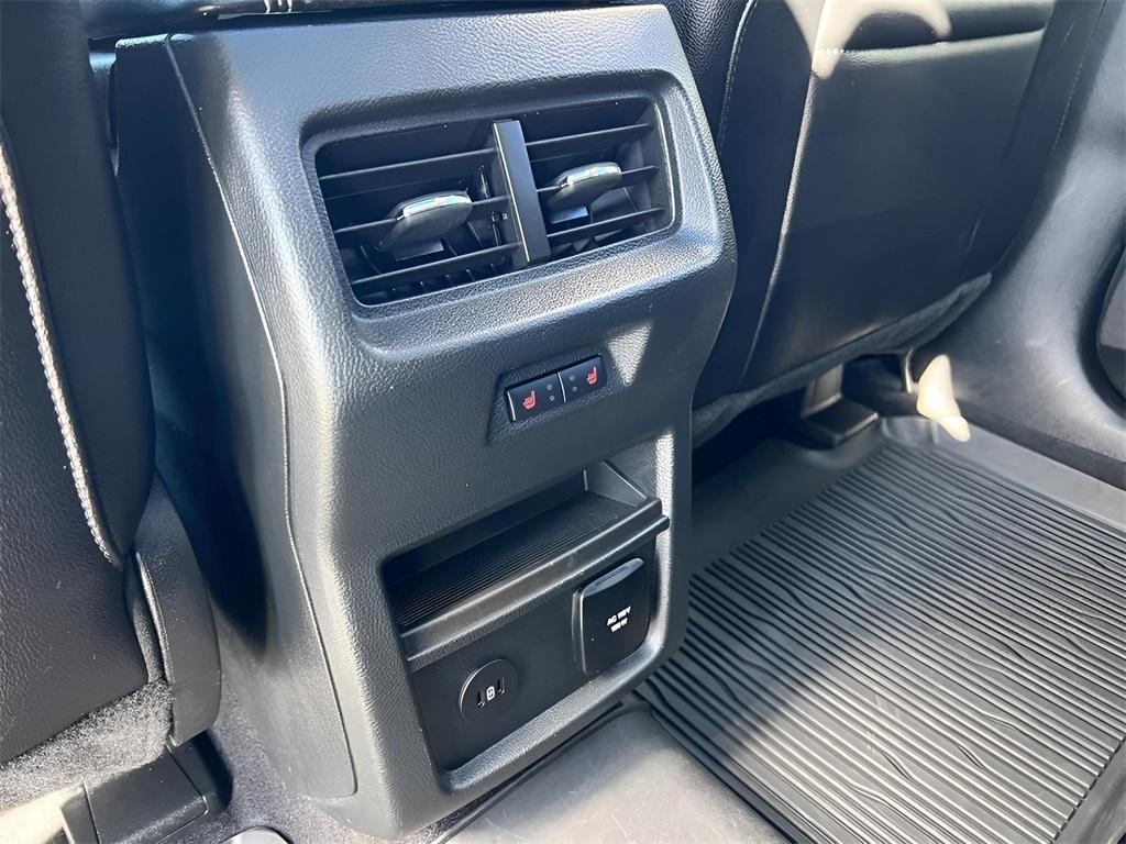 Ford Edge Titanium 2024