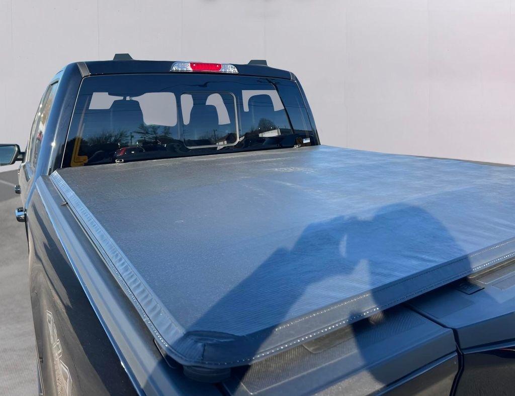 Ford F-150 Lariat SuperCrew 4WD 2025