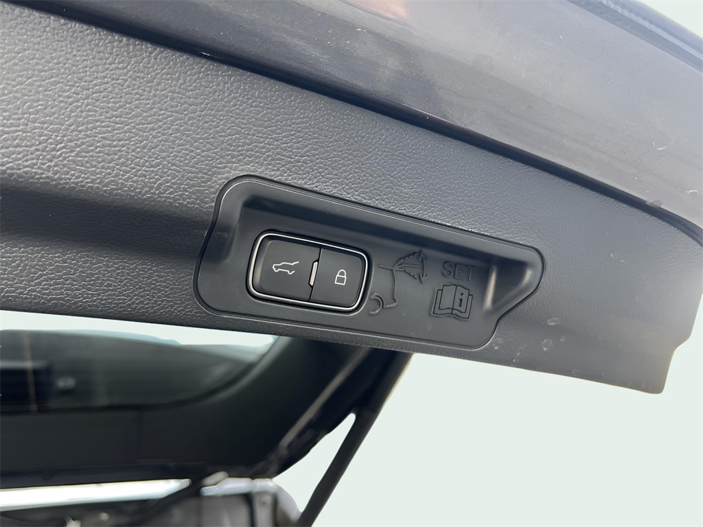 Ford Explorer XLT AWD 2023