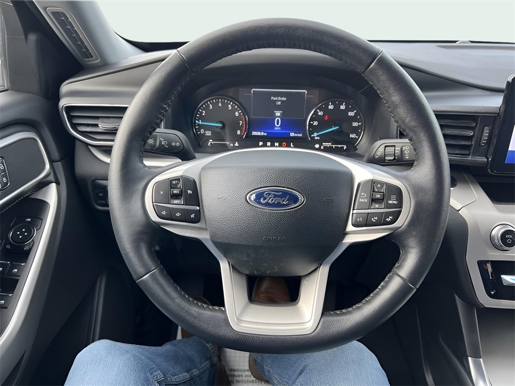 Ford Explorer XLT AWD 2023