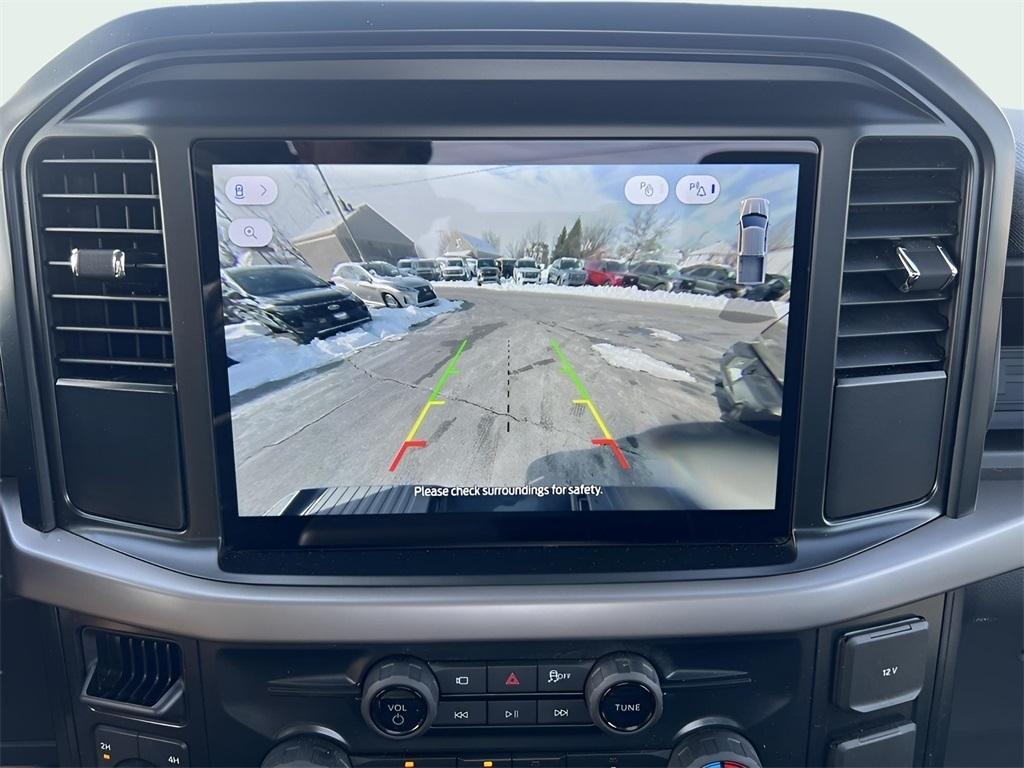 Ford F-150 XL 4WD 2025