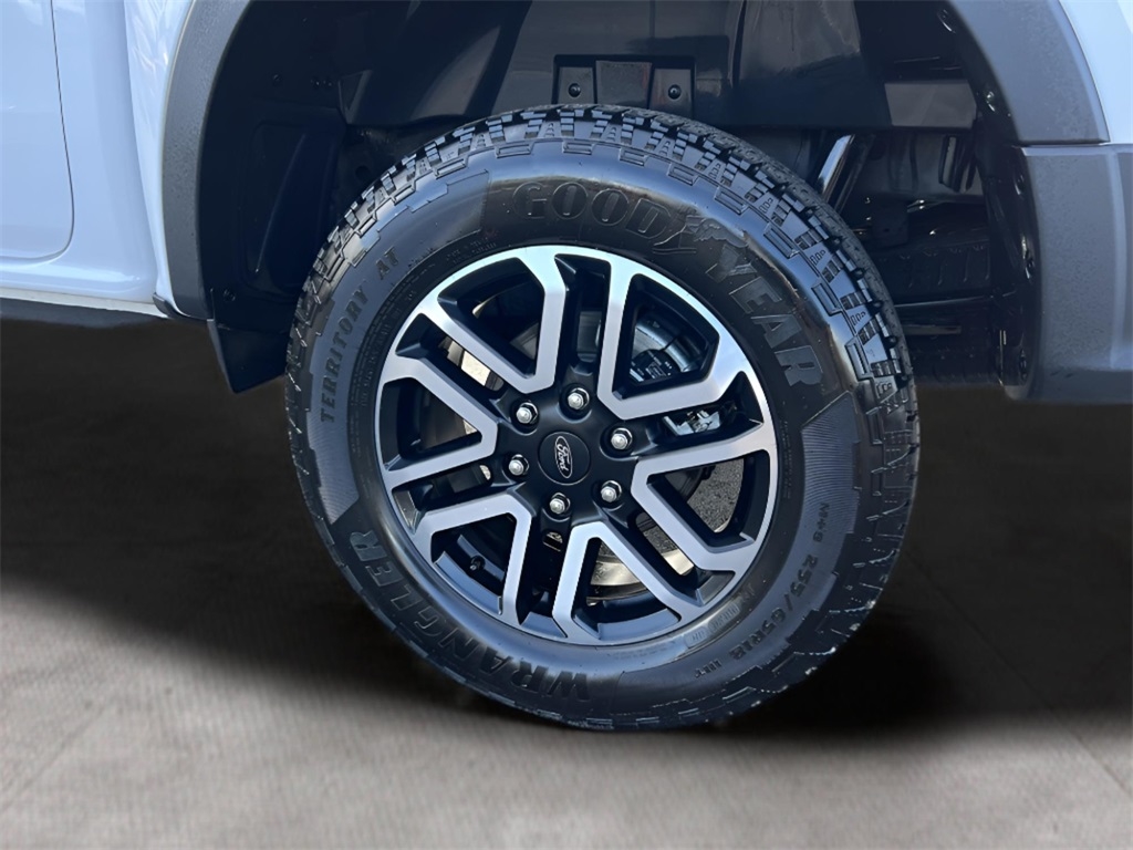 Ford Ranger Lariat SuperCrew 4WD 2025