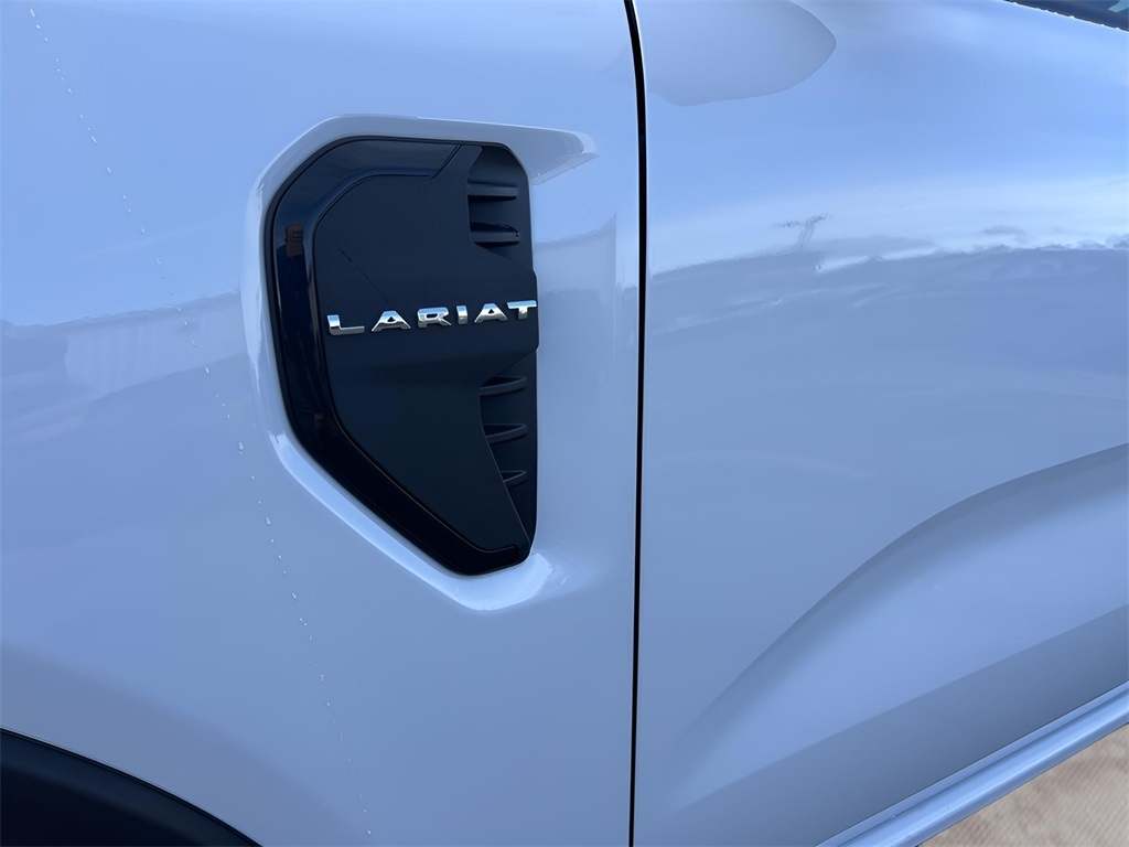 Ford Ranger Lariat SuperCrew 4WD 2025