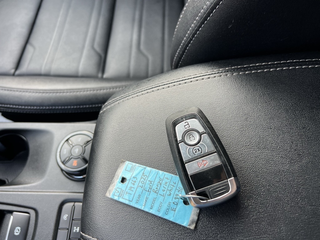 Ford Ranger Lariat SuperCrew 4WD 2025