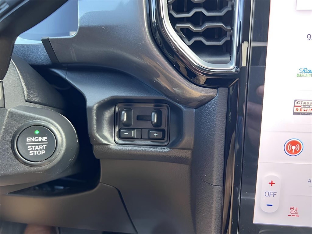 Ford Ranger Lariat SuperCrew 4WD 2025