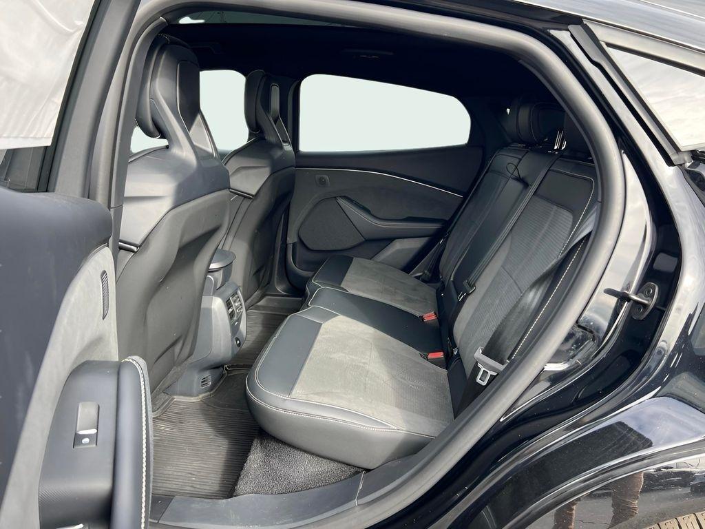 Ford Mustang Mach-E GT 2025