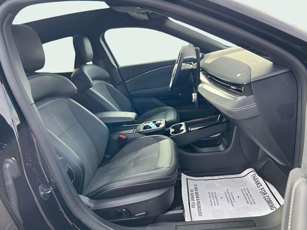 Ford Mustang Mach-E GT 2025