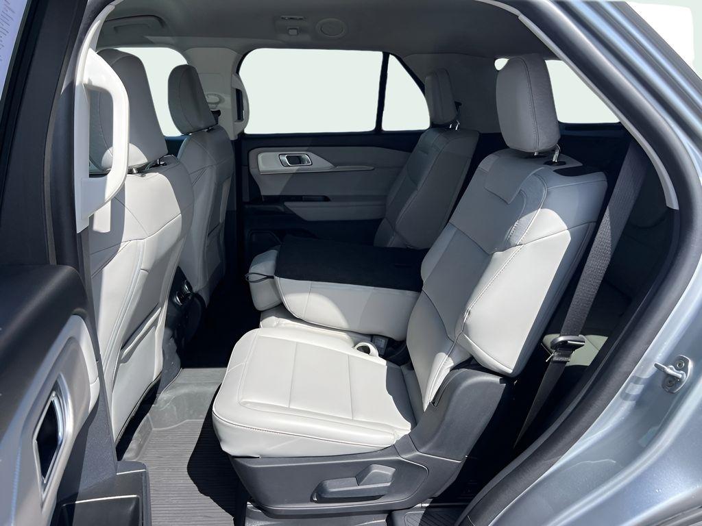 Ford Explorer Active AWD 2025