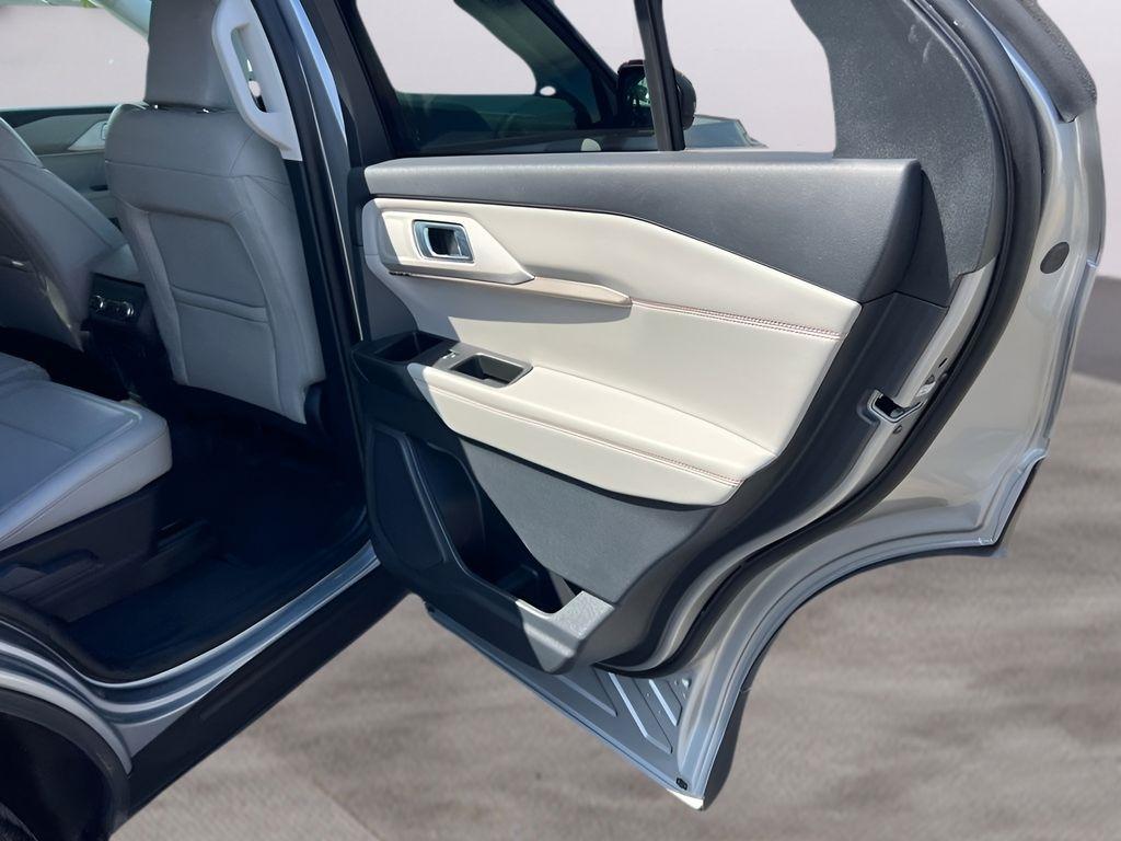 Ford Explorer Active AWD 2025