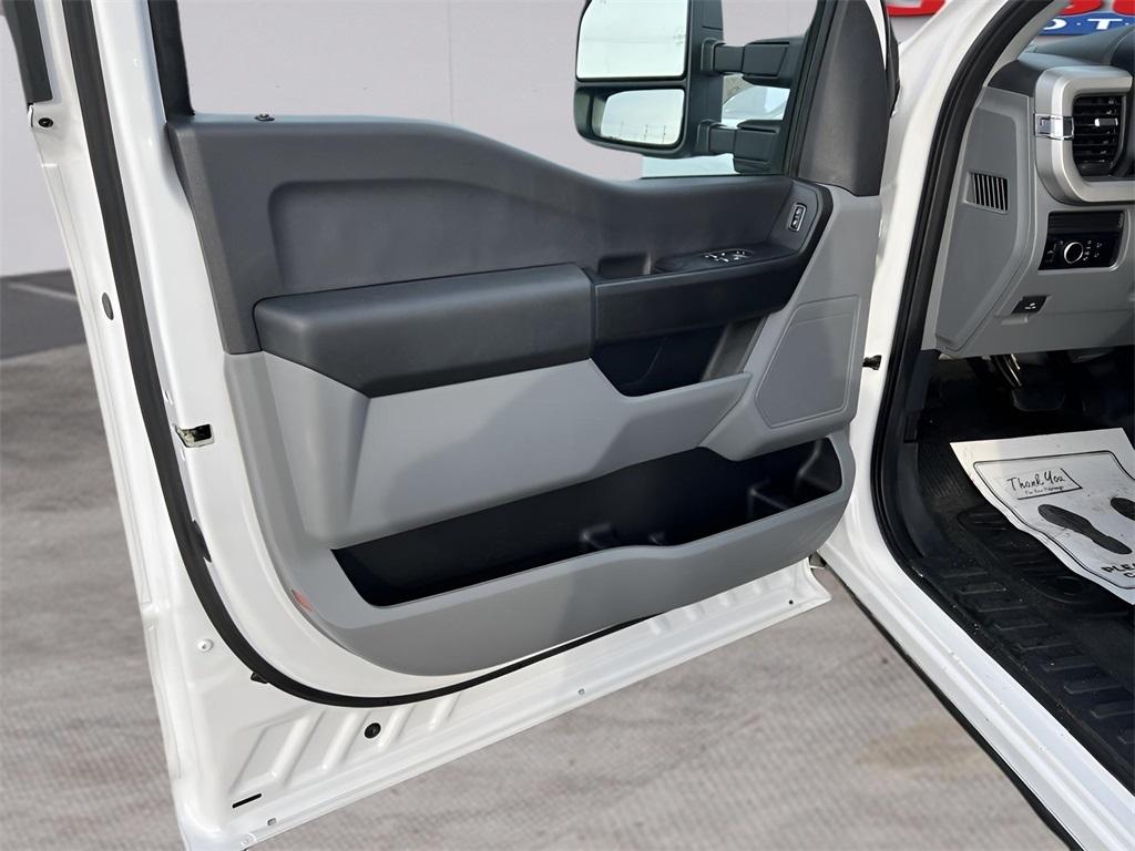 Ford F-350 SD XL 2WD 2023