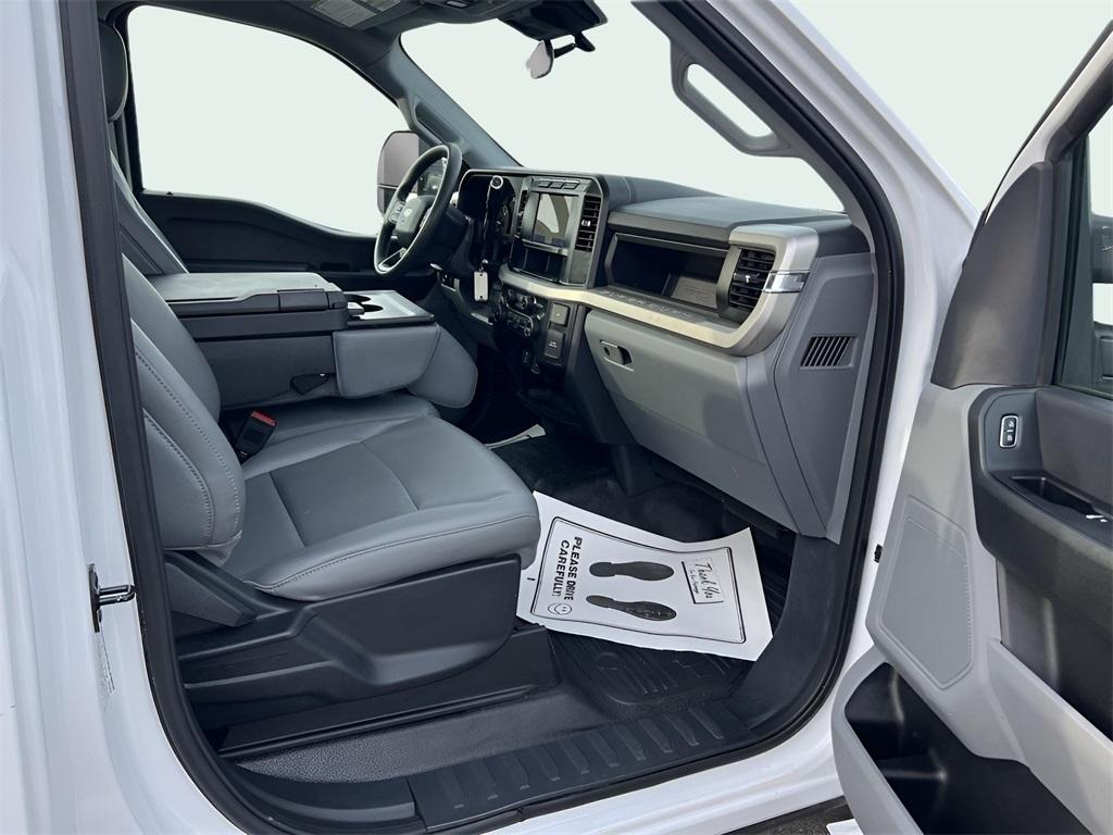 Ford F-350 SD XL 2WD 2023