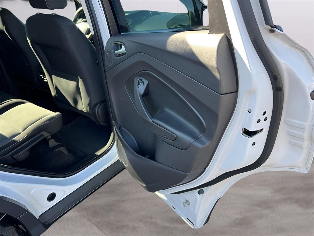 Ford Escape SE FWD 2016