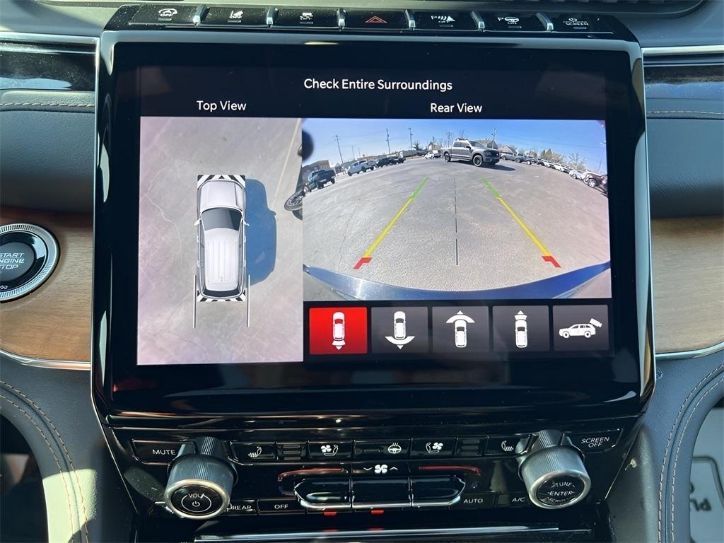 Jeep Grand Cherokee L Summit 4WD 2023