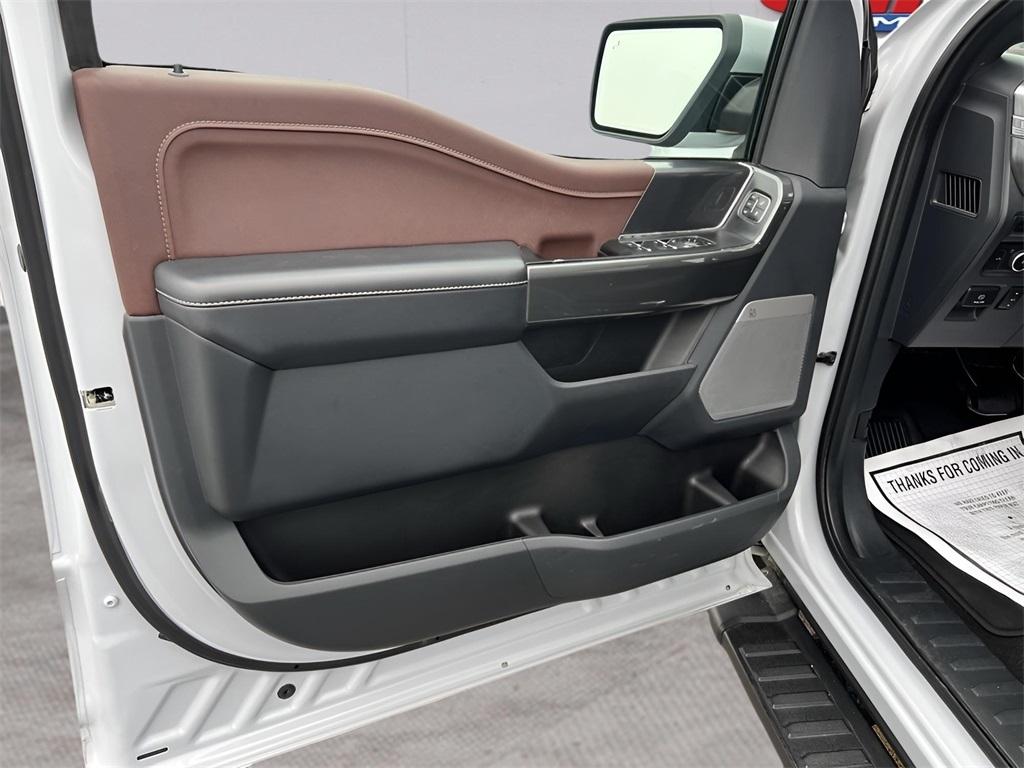 Ford F-150 Lariat SuperCrew 5.5-ft. Bed 4WD 2022