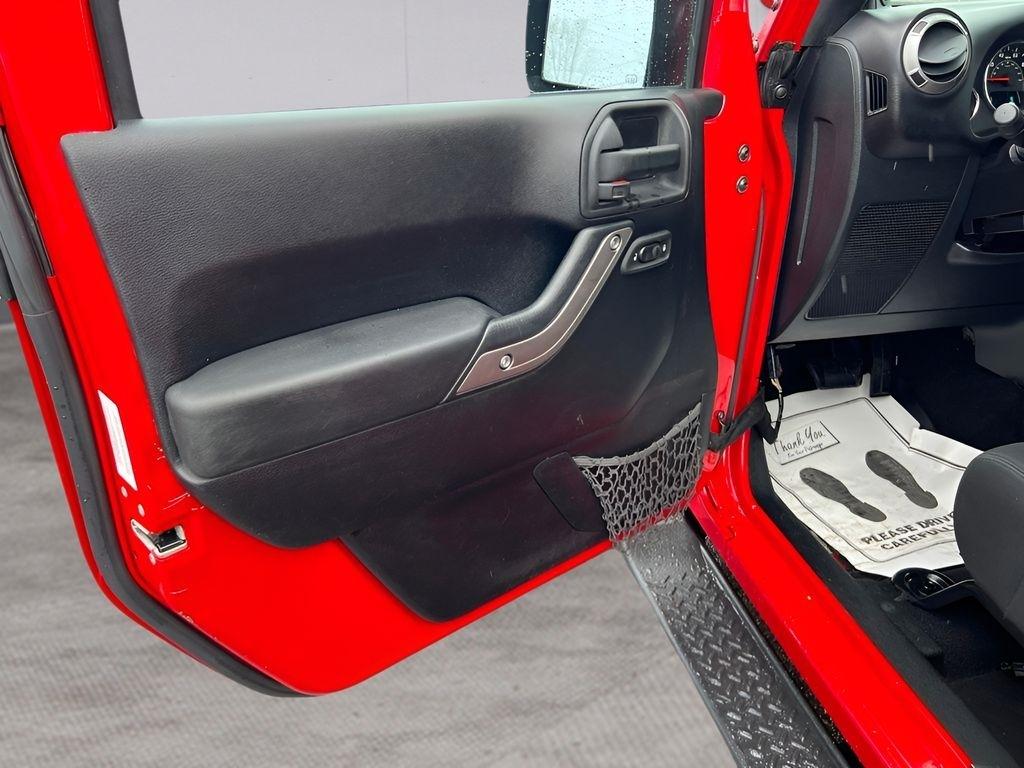 Jeep Wrangler Unlimited Sport 4WD 2012