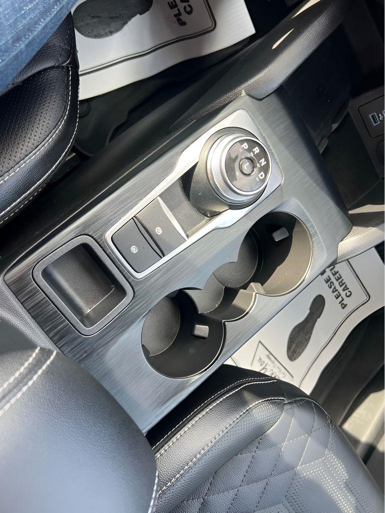 Ford Escape Platinum AWD 2023